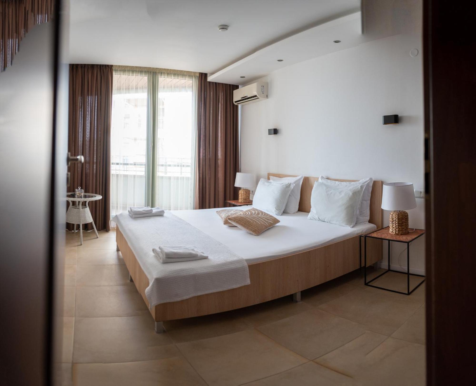 Marina Apartment *